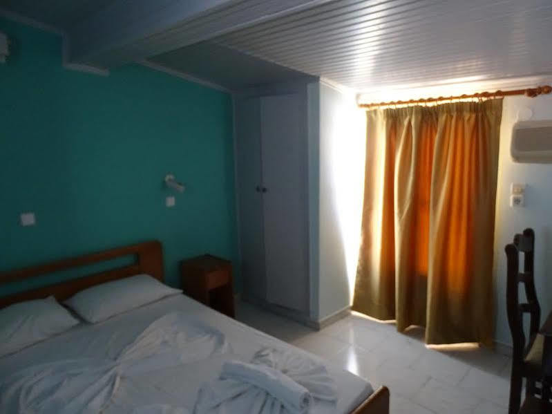 Hotel Mariona بيثاغوريو المظهر الخارجي الصورة